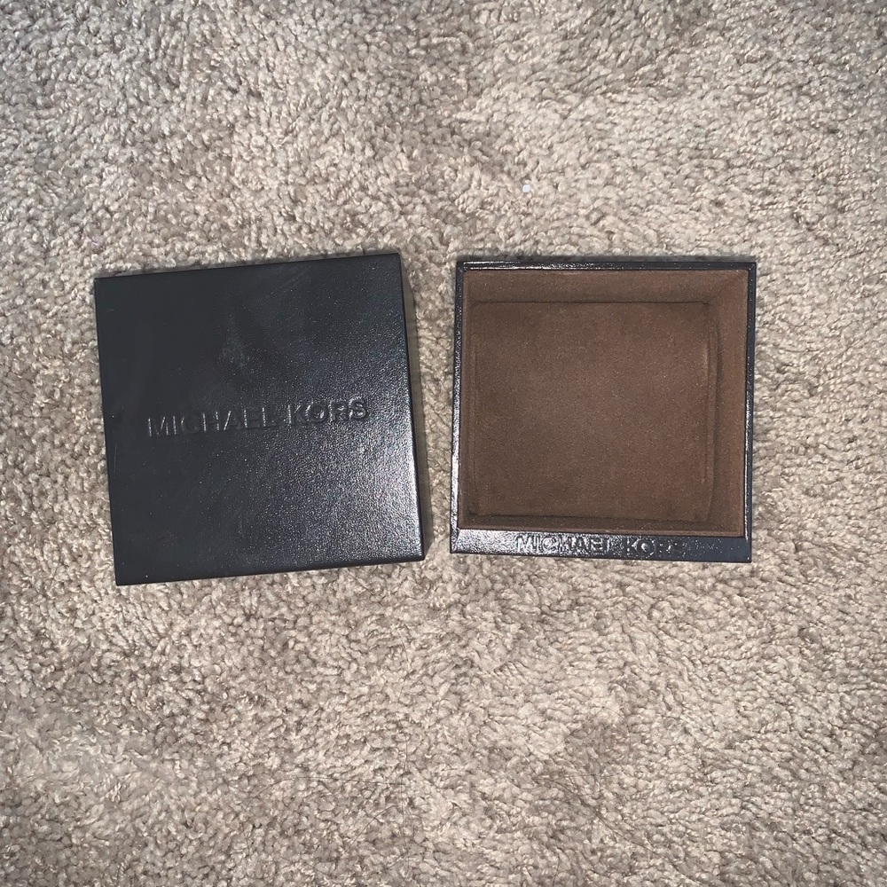 Michael Kors watch box